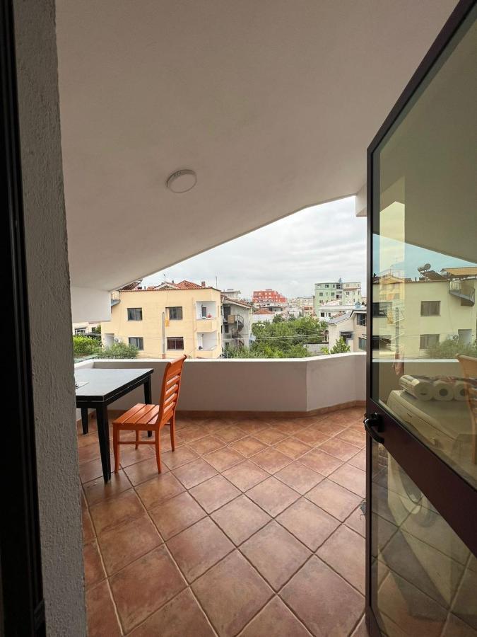 Villa Sokoli, Enjoy Sunset At This Spacious Apartment Tirana Zewnętrze zdjęcie