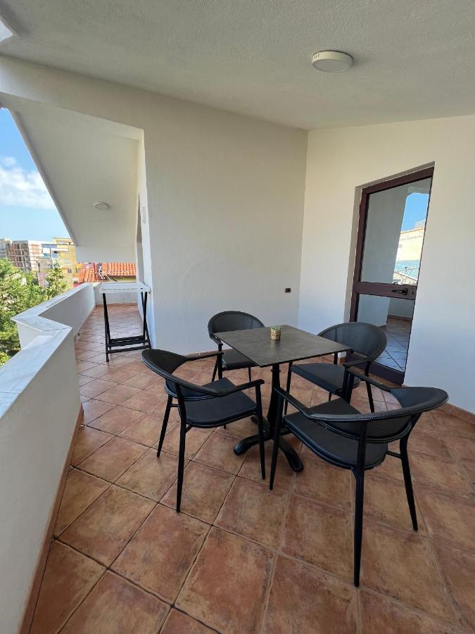 Villa Sokoli, Enjoy Sunset At This Spacious Apartment Tirana Zewnętrze zdjęcie