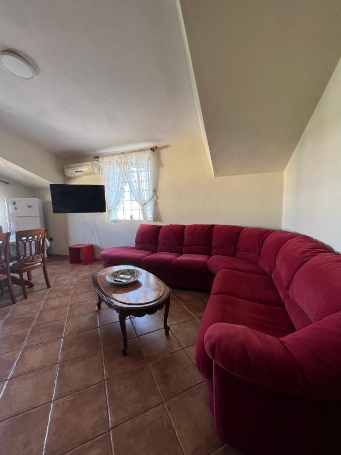 Villa Sokoli, Enjoy Sunset At This Spacious Apartment Tirana Zewnętrze zdjęcie