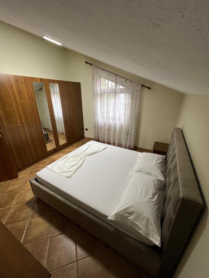 Villa Sokoli, Enjoy Sunset At This Spacious Apartment Tirana Zewnętrze zdjęcie