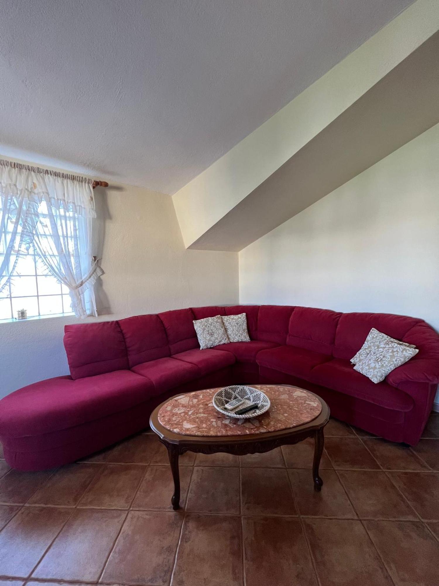 Villa Sokoli, Enjoy Sunset At This Spacious Apartment Tirana Zewnętrze zdjęcie